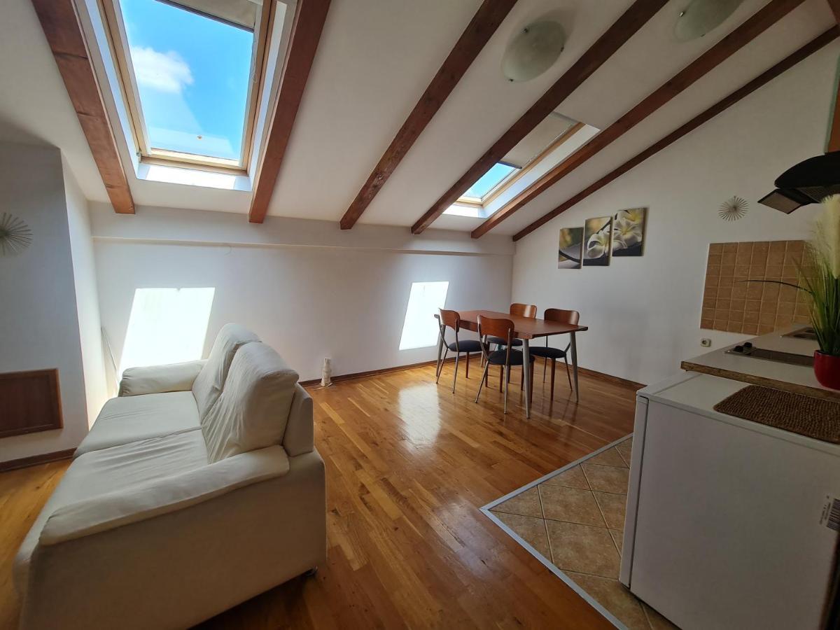 Apartments Roko 扎达尔 外观 照片