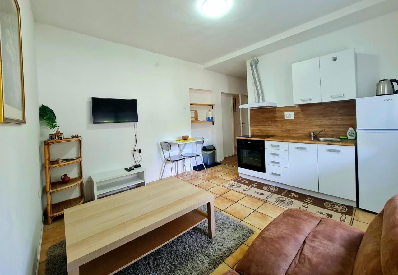 Apartments Roko 扎达尔 外观 照片