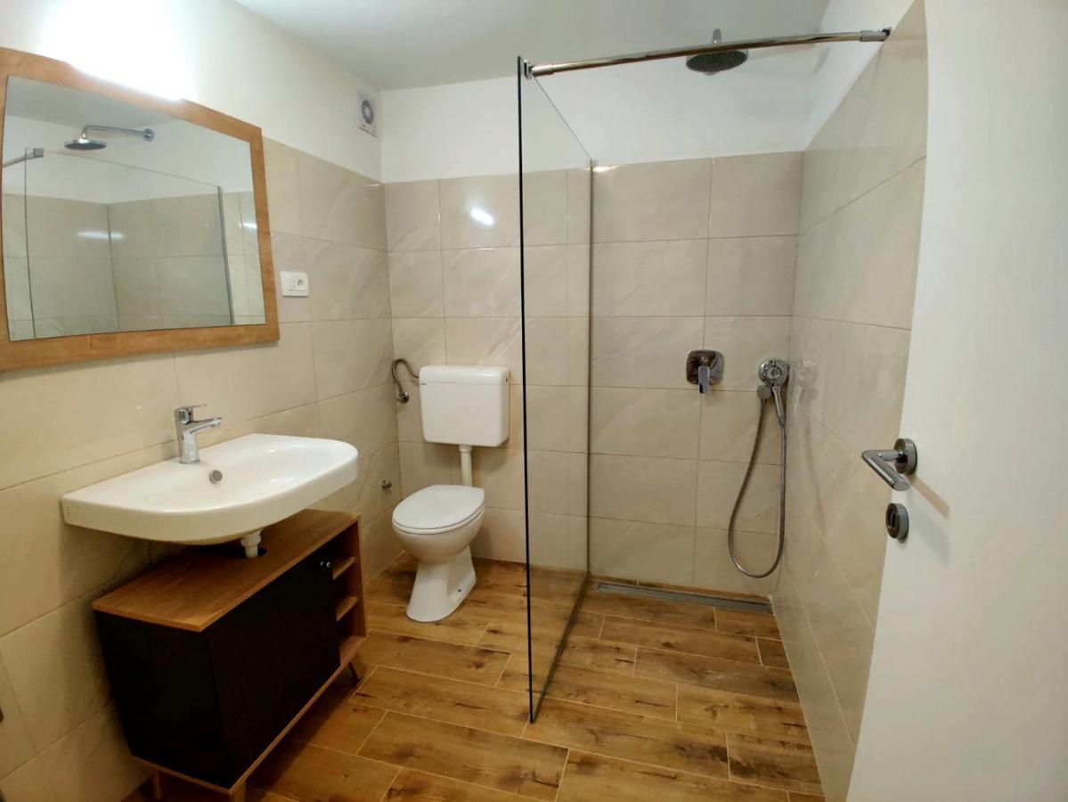 Apartments Roko 扎达尔 外观 照片